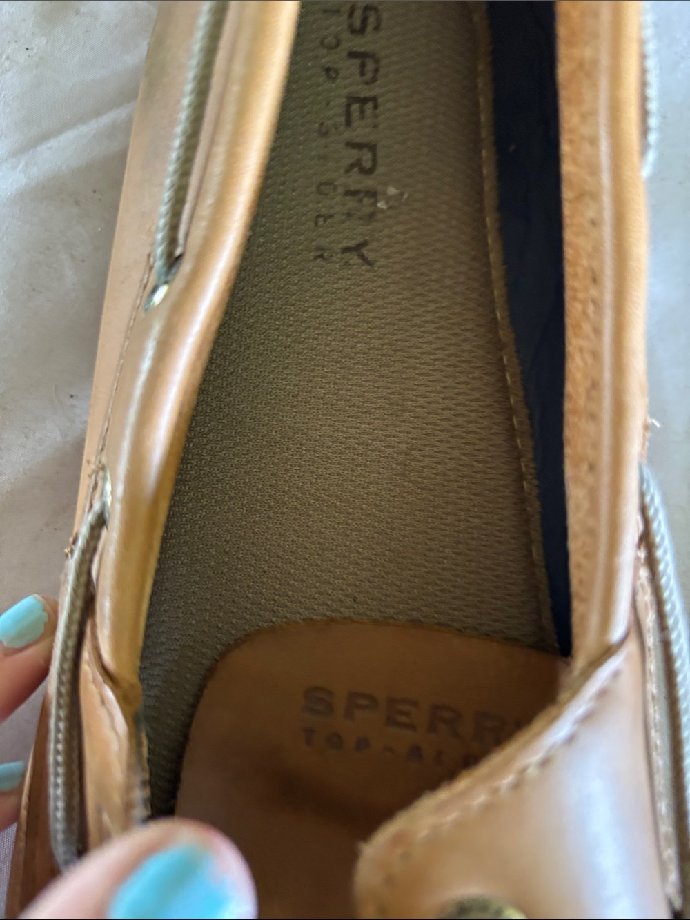 Sperry Men’s Cognac Leather Boat Shoes - Picture 7 of 13